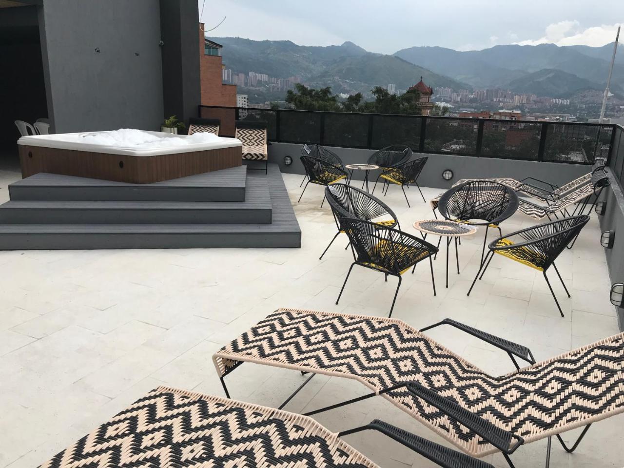 Hotel Dix Medellín Kültér fotó